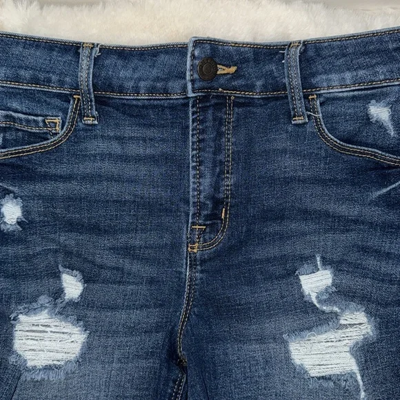 Old Navy High Rise Distressed Stretch Denim Jean Shorts - Women’s 2 - Picture 4 of 8
